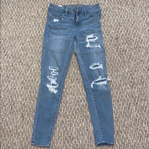 AMERICAN EAGLE JEANS